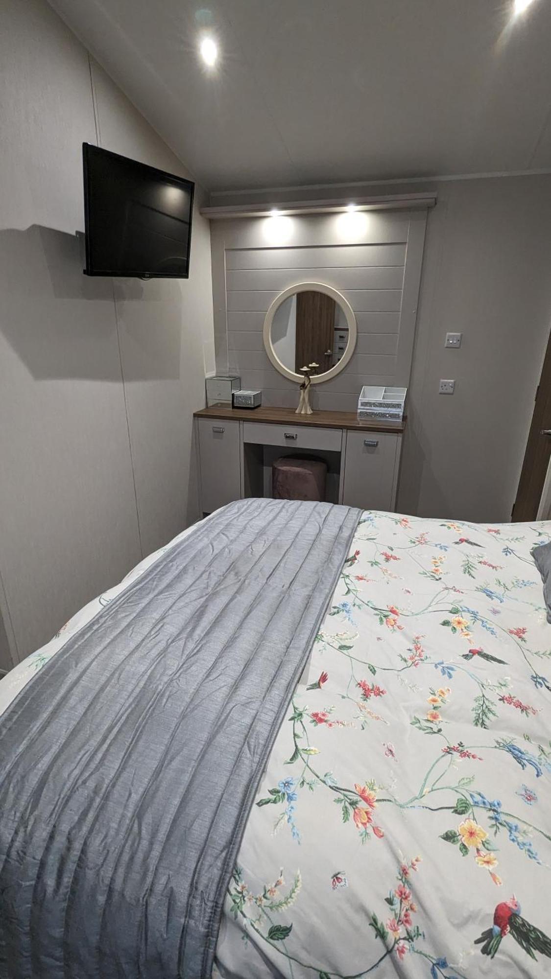 Lake View - Beacon Fell View Holiday Park Longridge Extérieur photo